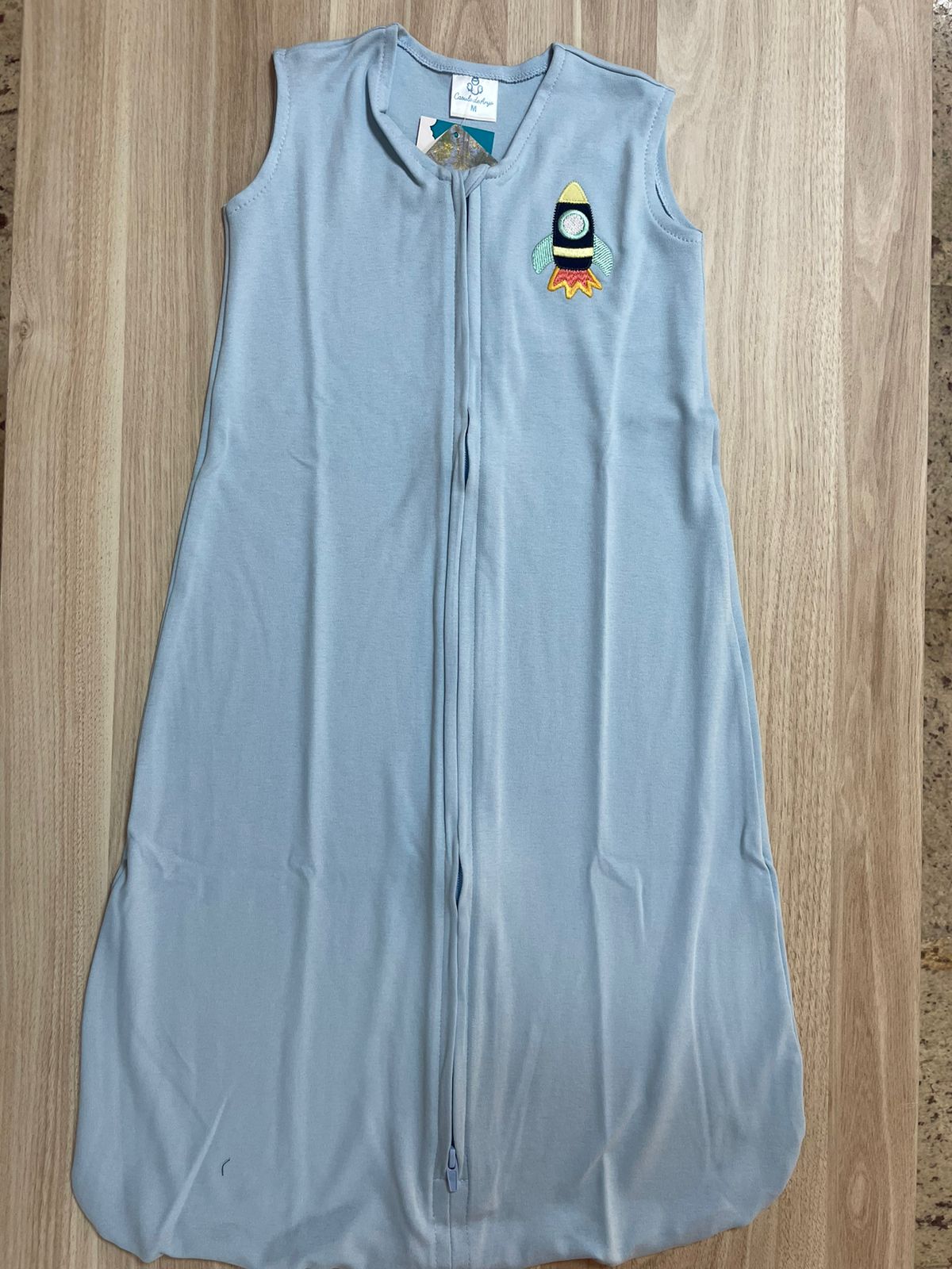 SACO DE DORMIR SWADDLE EM ALGODÃO EGÍPCIO - CASULO DE ANJO