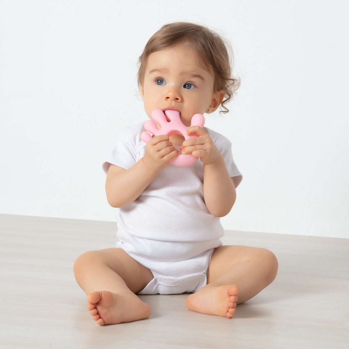 Mordedor De Mãozinha Rosa - Buba