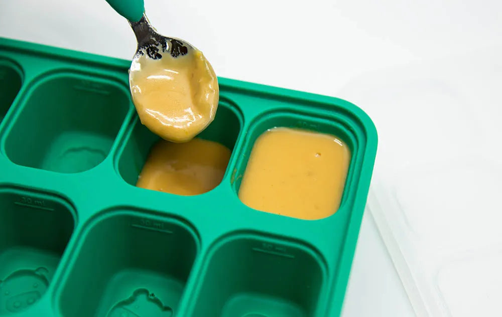 Forma para Congelar com 8 Cubos de 30ml Verde - Marcus e Marcus