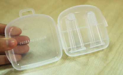 Kit Com 2 Dedeiras Em Silicone Com Caixa Armazenagem -Marcus E Marcus