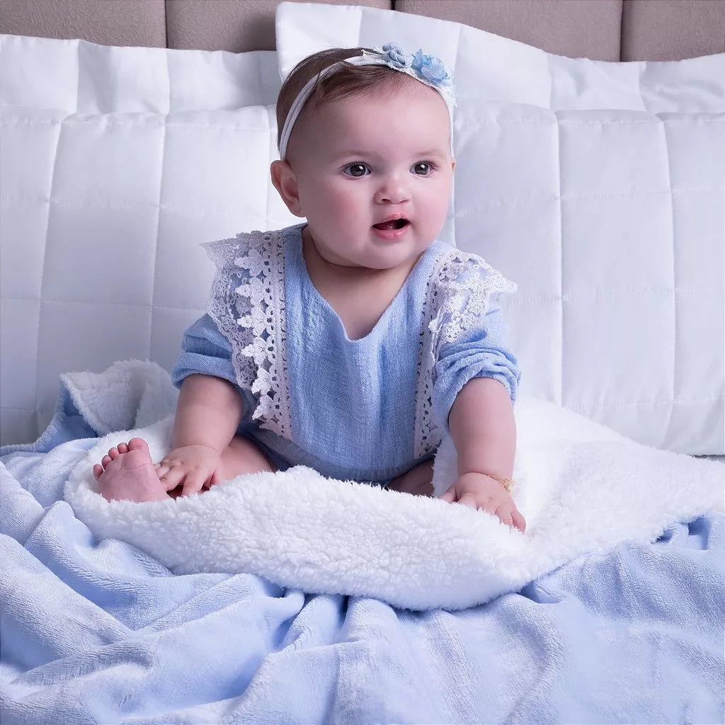 Cobertor Microfibra Plush com Sherpa Azul Bebê - Laço Bebê