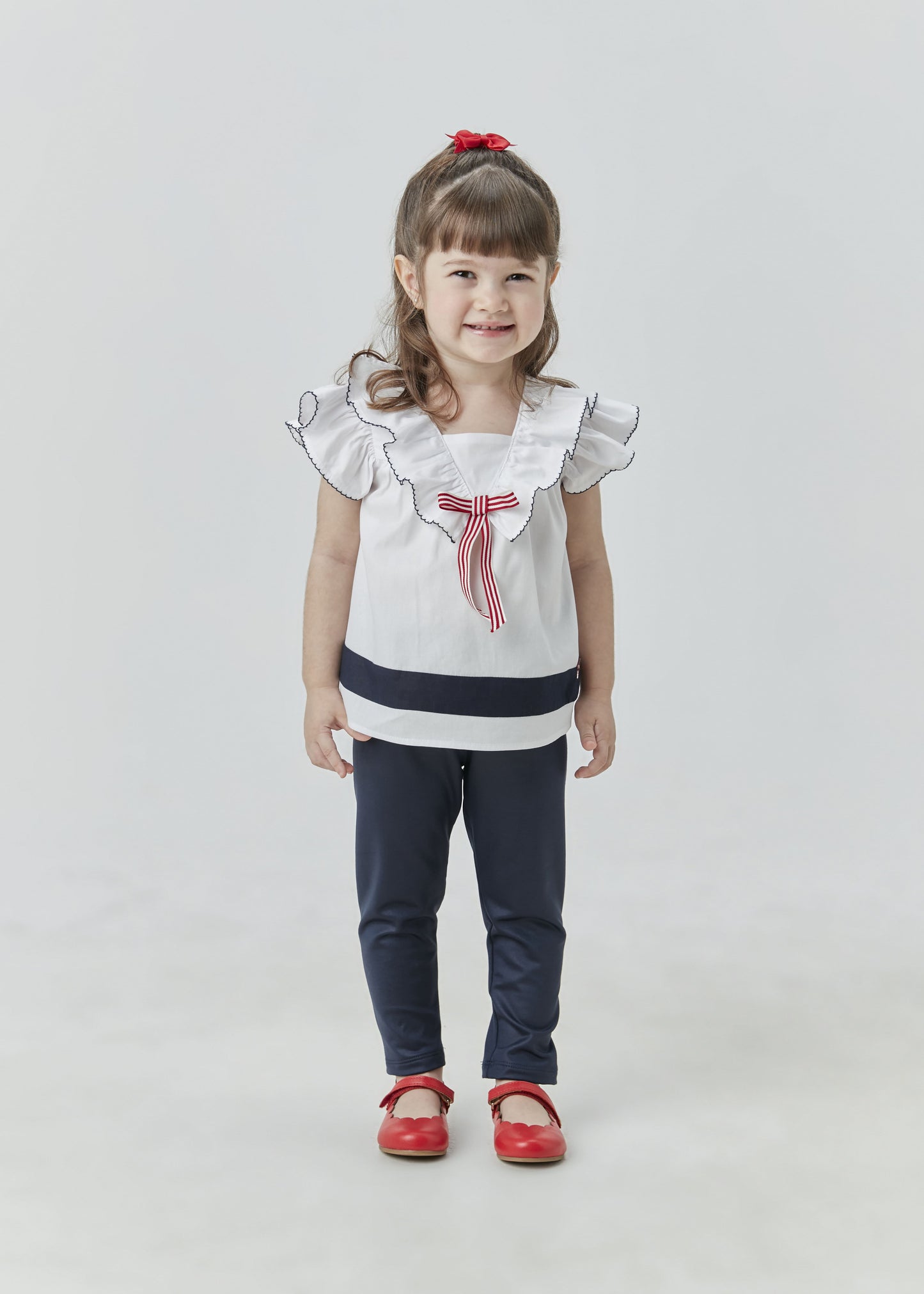 Conjunto Bata em Tricoline com Laço e Calça Marinho - Um Mais Um